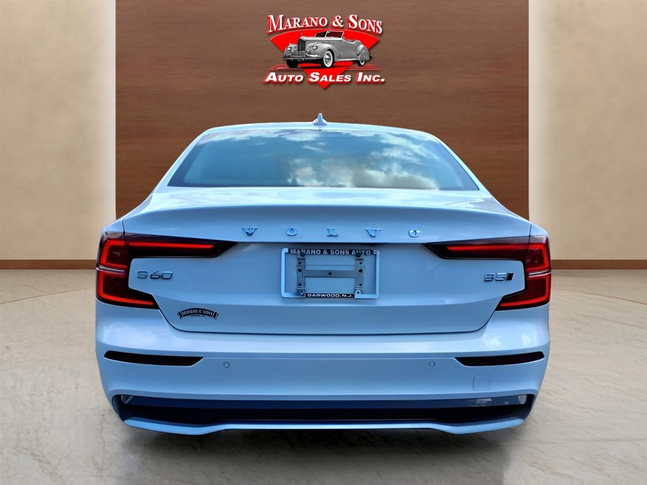 Volvo S60 B5 AWD Core 2025