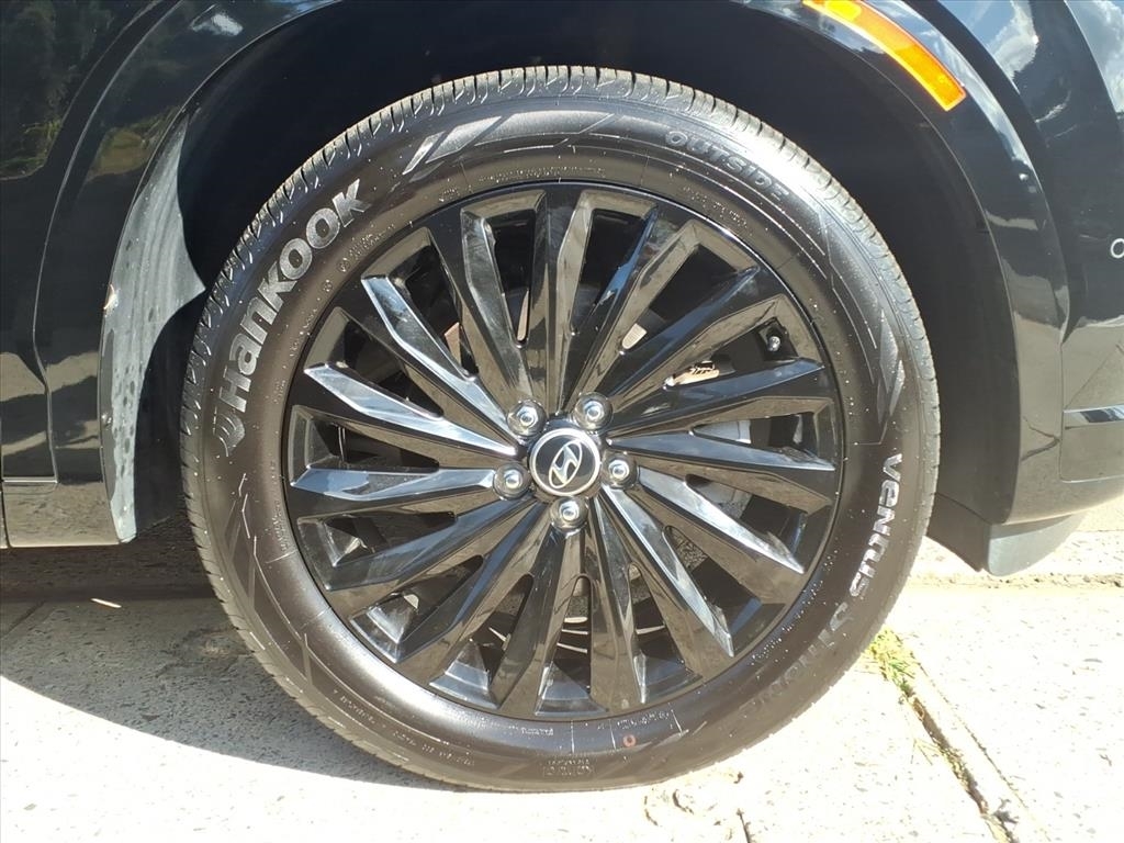 Hyundai Palisade Calligraphy Night Edition AWD 2024 Hyundai Palisade Calligraphy Night Edition AWD 2024