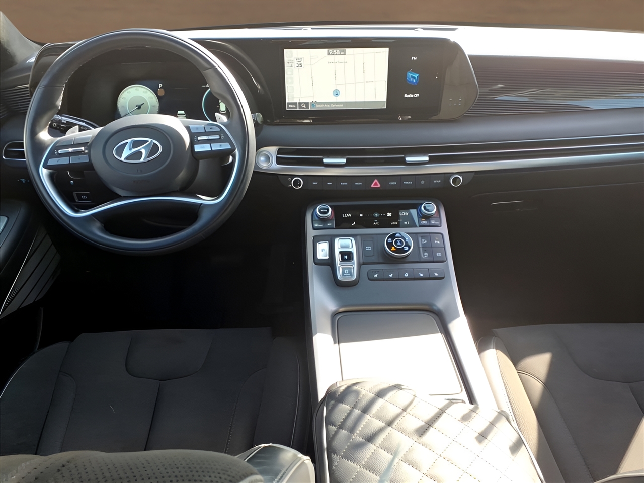 Hyundai Palisade Calligraphy Night Edition AWD 2024 Hyundai Palisade Calligraphy Night Edition AWD 2024