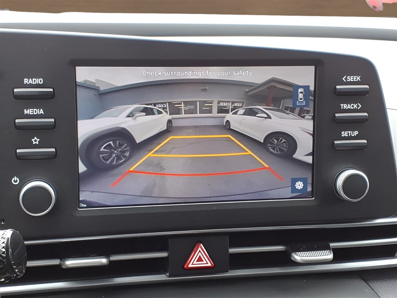 Hyundai Elantra SE IVT 2023 Hyundai Elantra SE IVT 2023