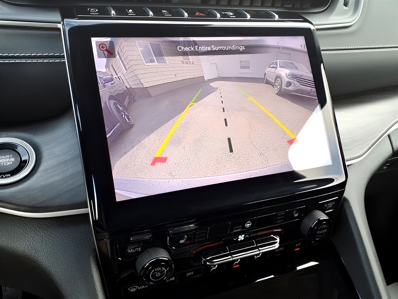 Jeep Grand Cherokee Limited 4x4 2023 Jeep Grand Cherokee Limited 4x4 2023