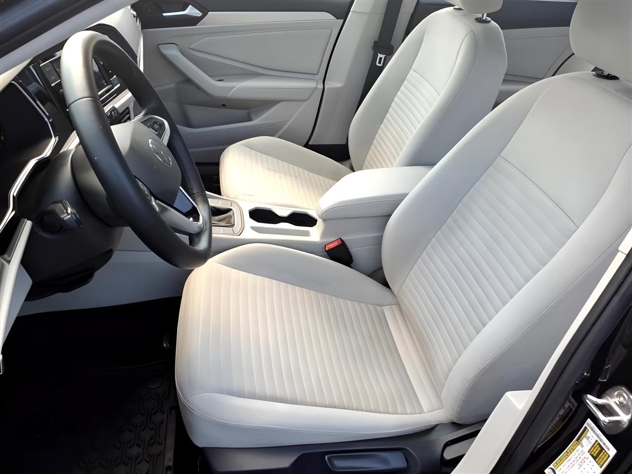 Volkswagen Jetta S Auto 2022