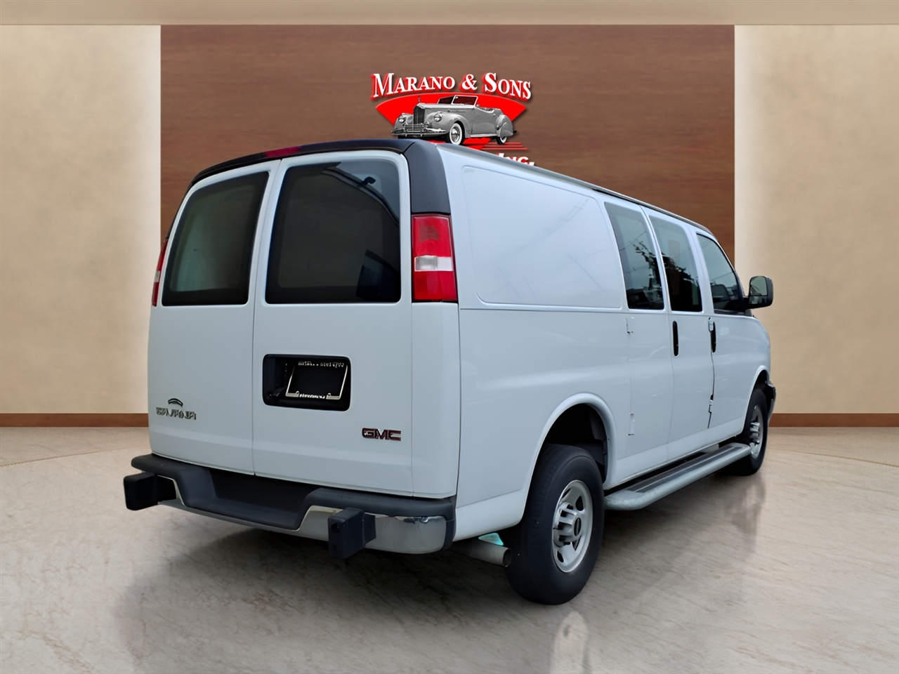 GMC Savana Cargo Van RWD 2500 135" 2023 GMC Savana Cargo Van RWD 2500 135" 2023