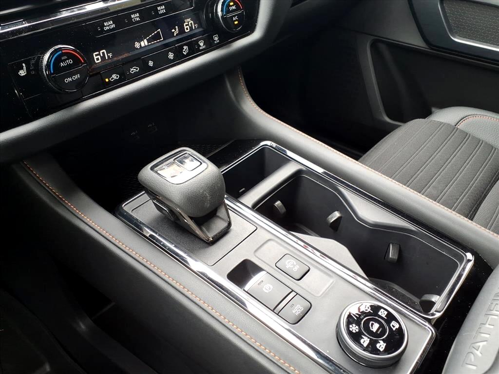 Nissan Pathfinder Rock Creek 4WD 2024