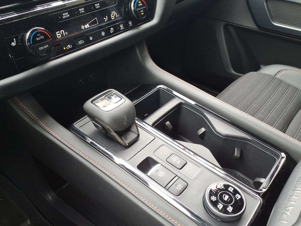 Nissan Pathfinder Rock Creek 4WD 2024