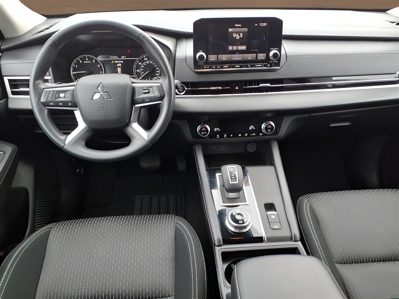 Mitsubishi Outlander ES S-AWC 2023