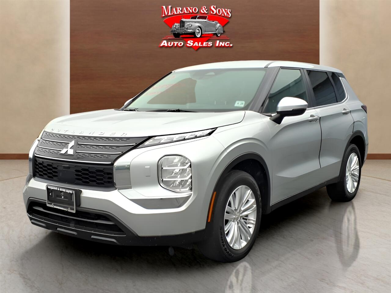 2023 Mitsubishi Outlander ES