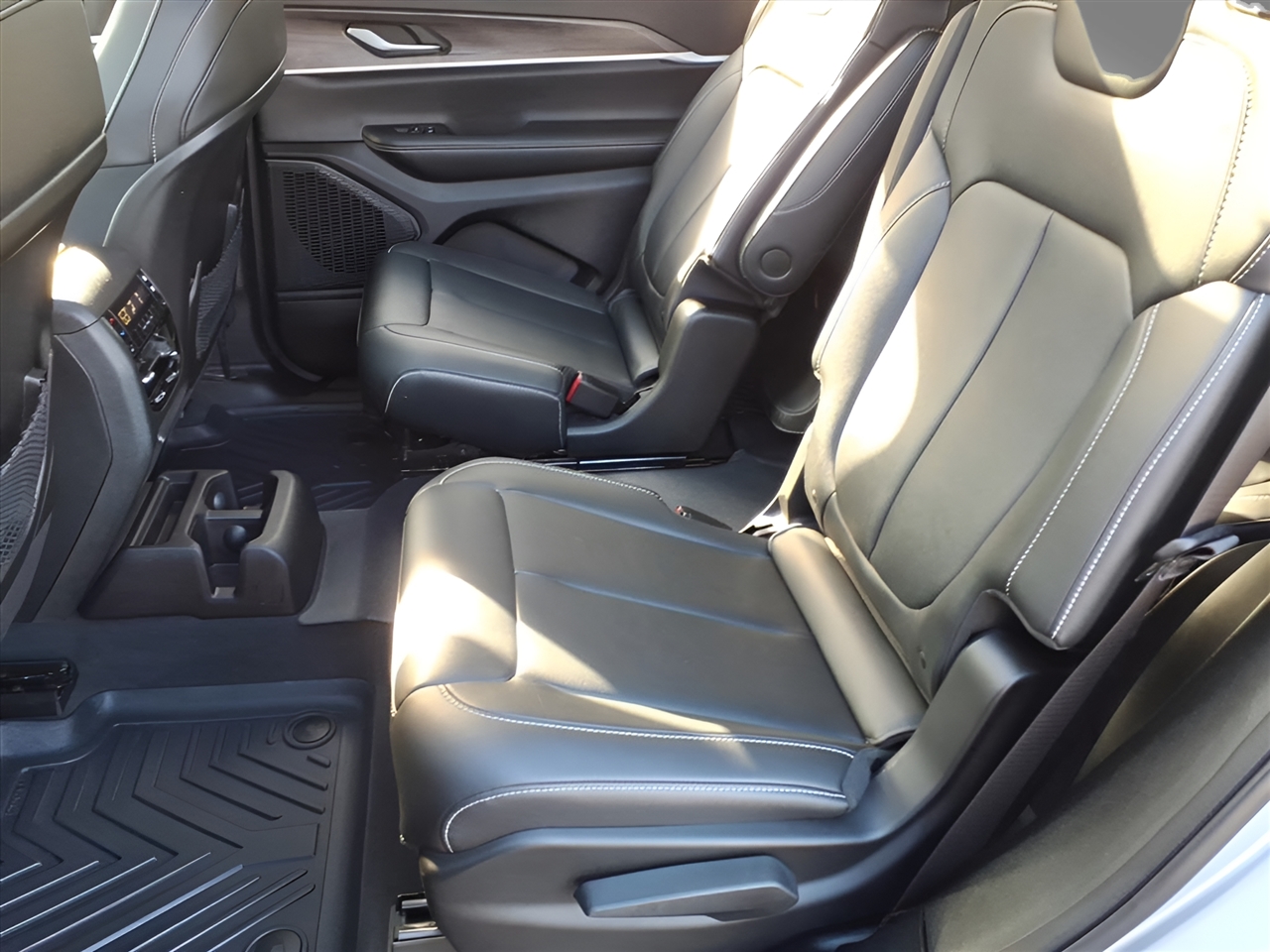 Jeep Grand Cherokee L Limited 4x4 2023