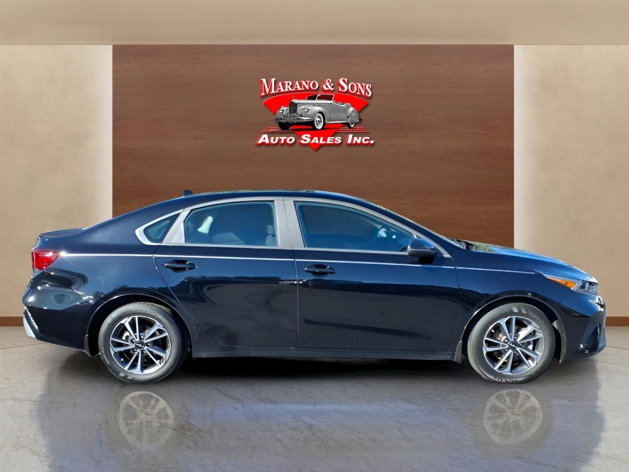 Kia Forte LXS IVT 2024