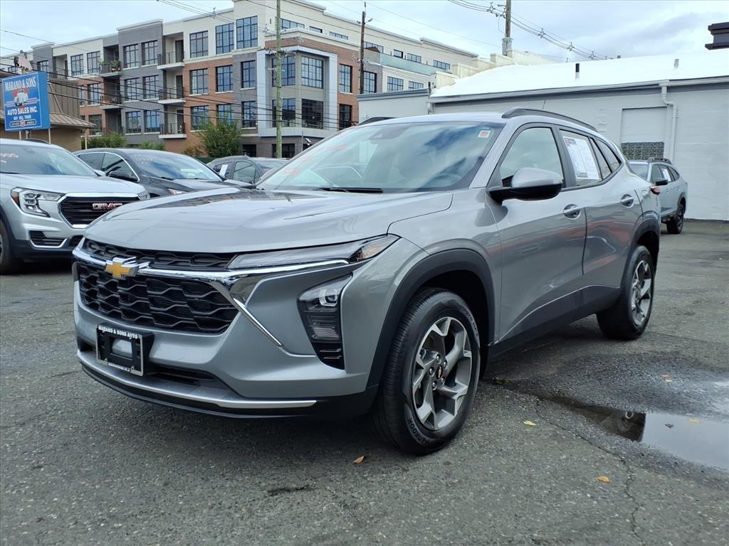 2024 Chevrolet Trax FWD 4dr LT