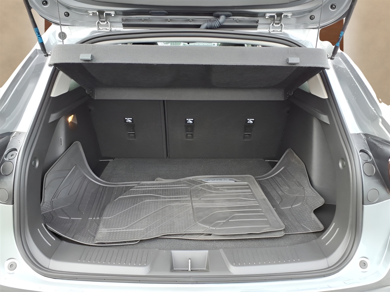 Chevrolet Trax FWD 4dr LT 2024