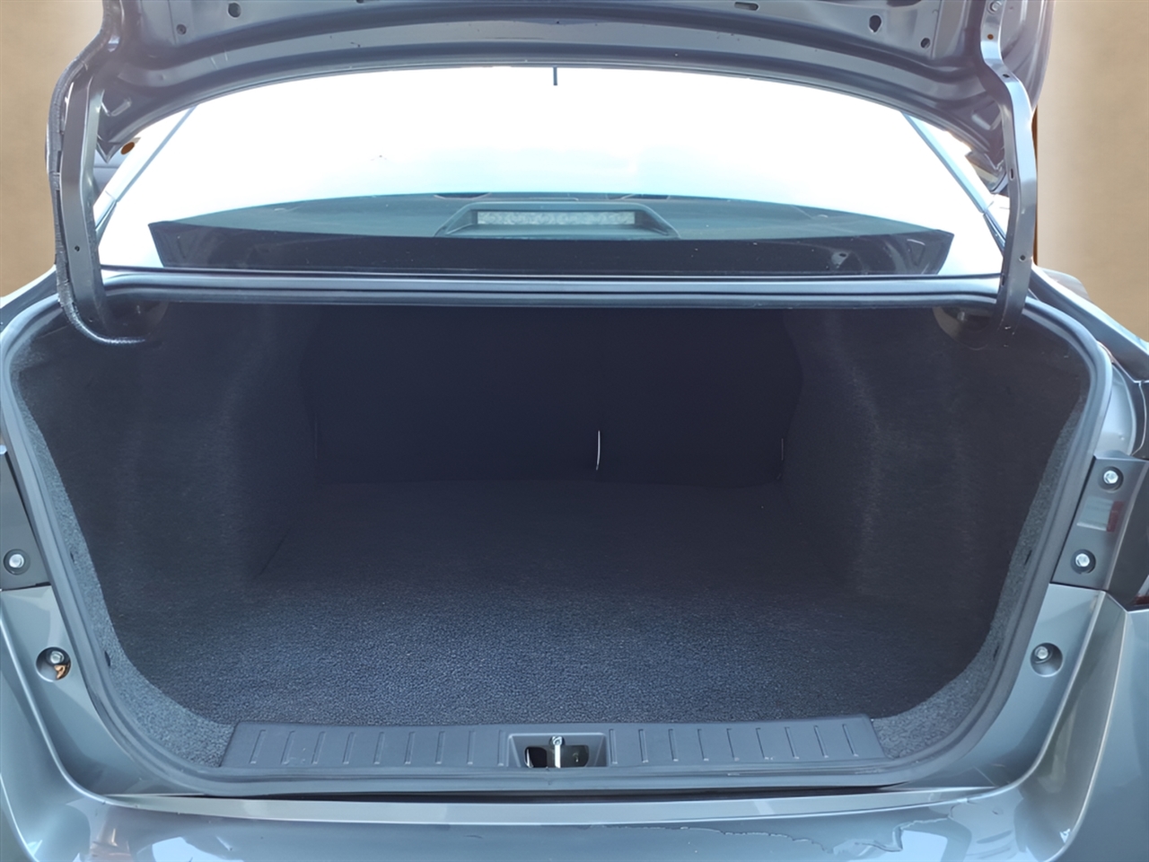 Nissan Versa S CVT 2022