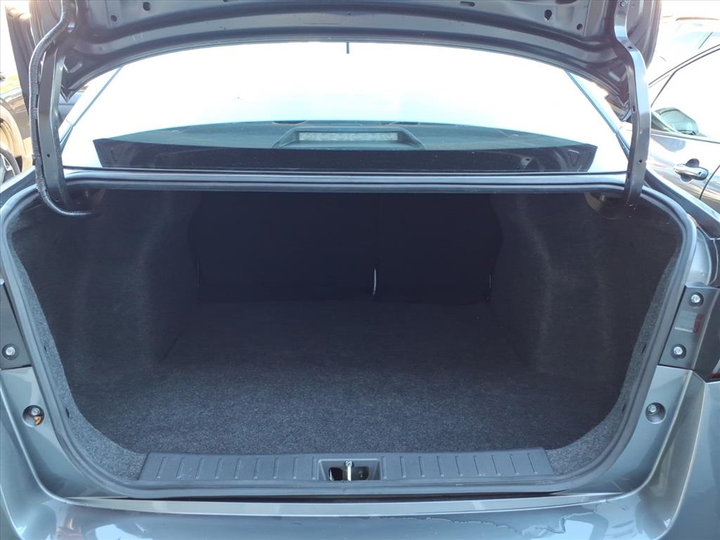 Nissan Versa S CVT 2022