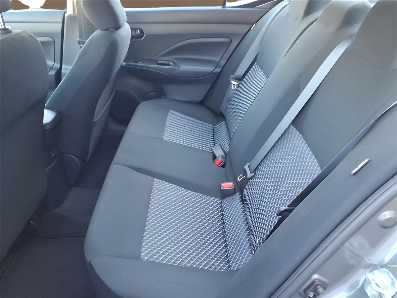 Nissan Versa S CVT 2022