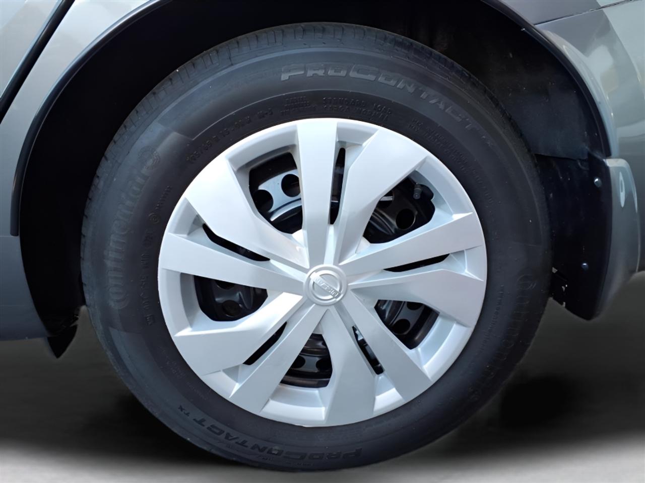 Nissan Versa S CVT 2022