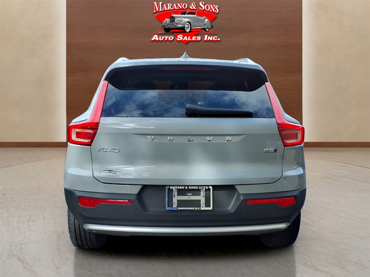 Volvo XC40 B5 AWD Core Bright Theme 2025