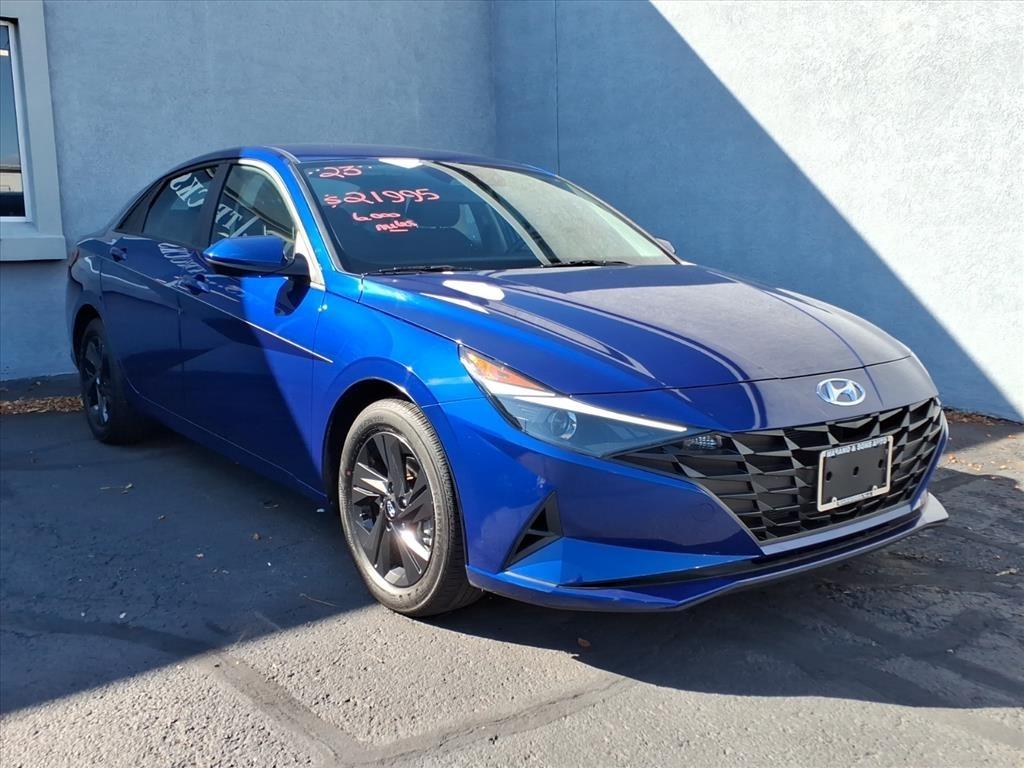 Hyundai Elantra SEL IVT 2023