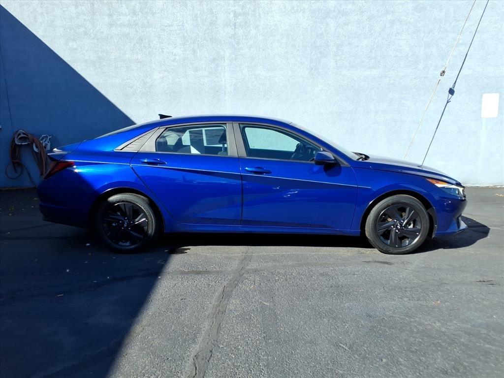 Hyundai Elantra SEL IVT 2023