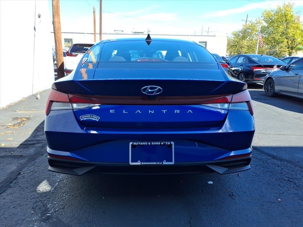 Hyundai Elantra SEL IVT 2023