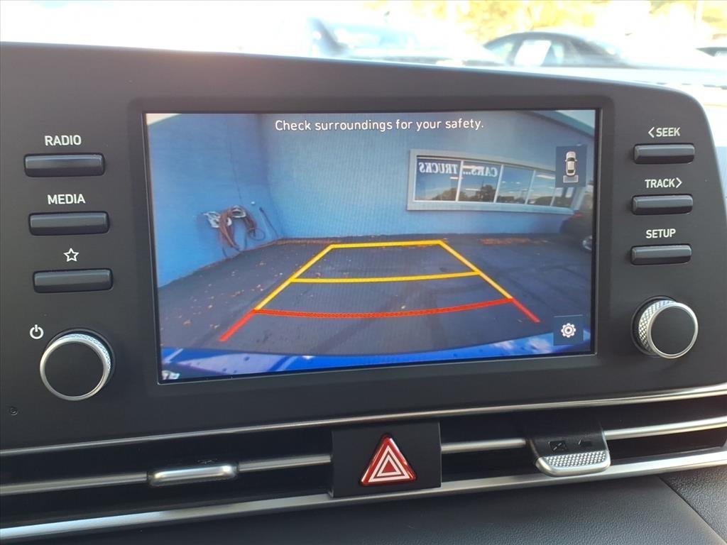 Hyundai Elantra SEL IVT 2023