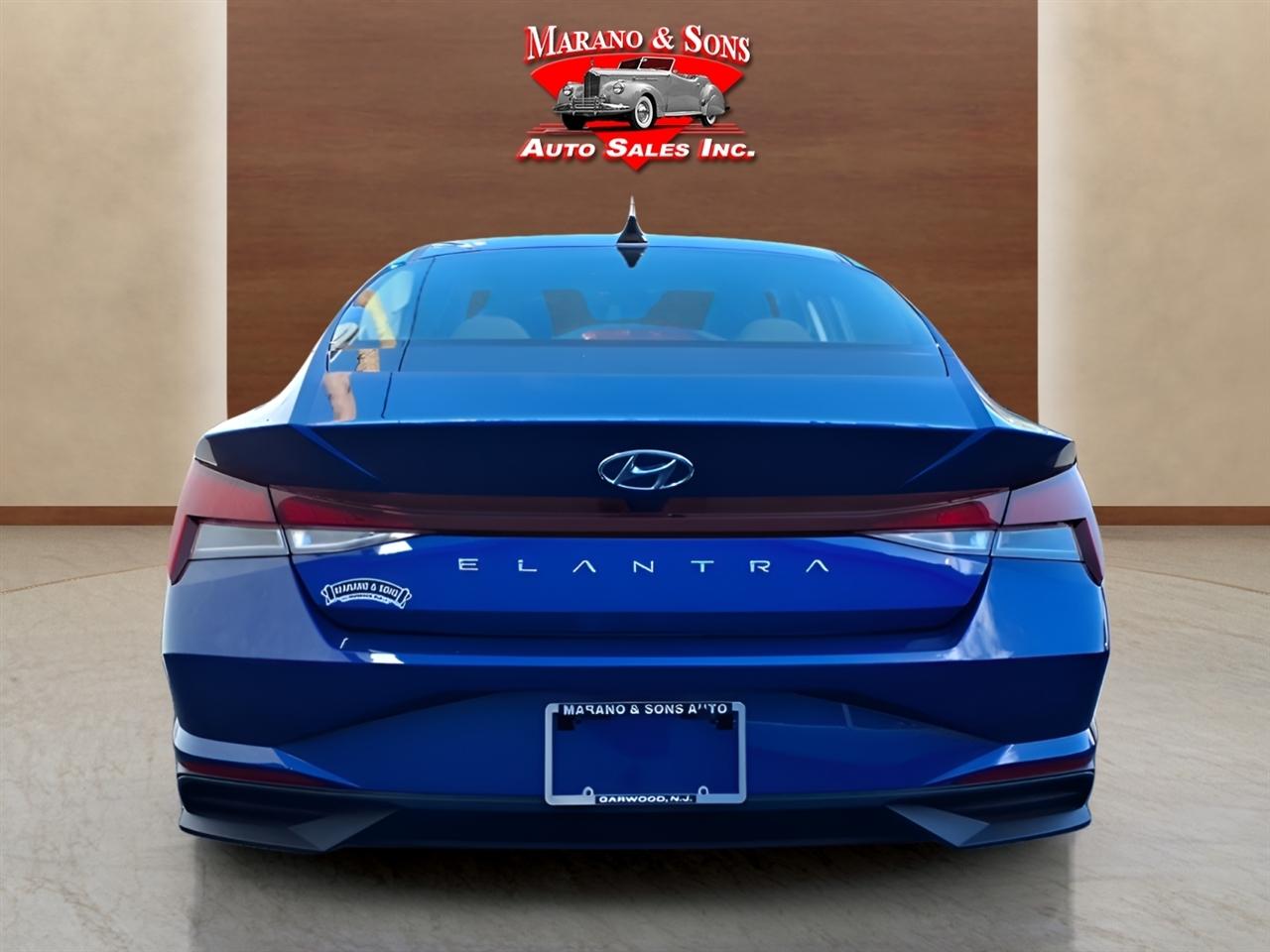 Hyundai Elantra SEL IVT 2023