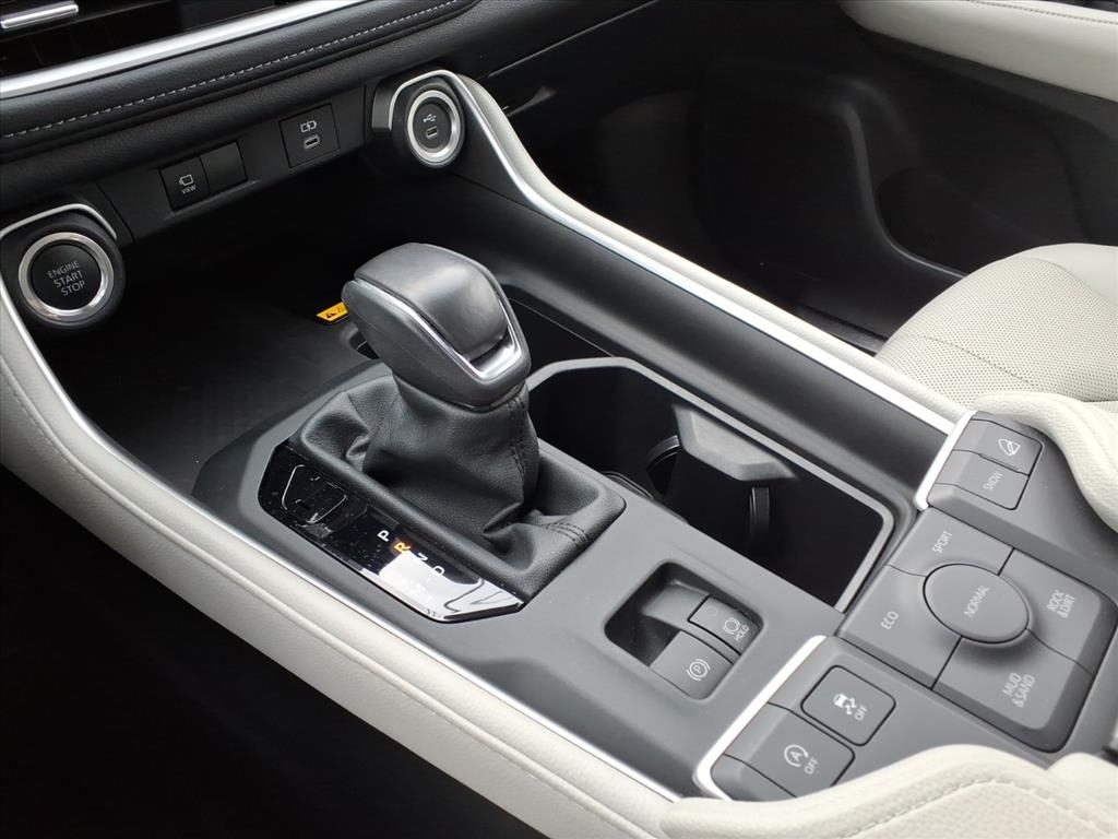 Toyota Grand Highlander Platinum AWD (Natl) 2024