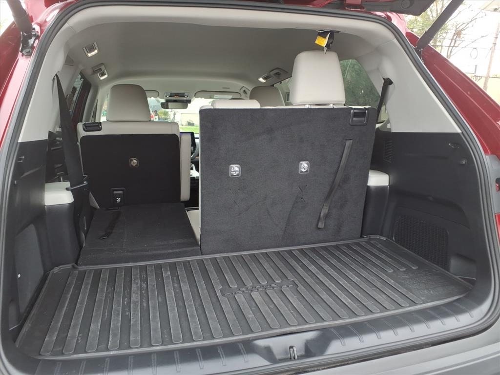 Toyota Grand Highlander Platinum AWD (Natl) 2024