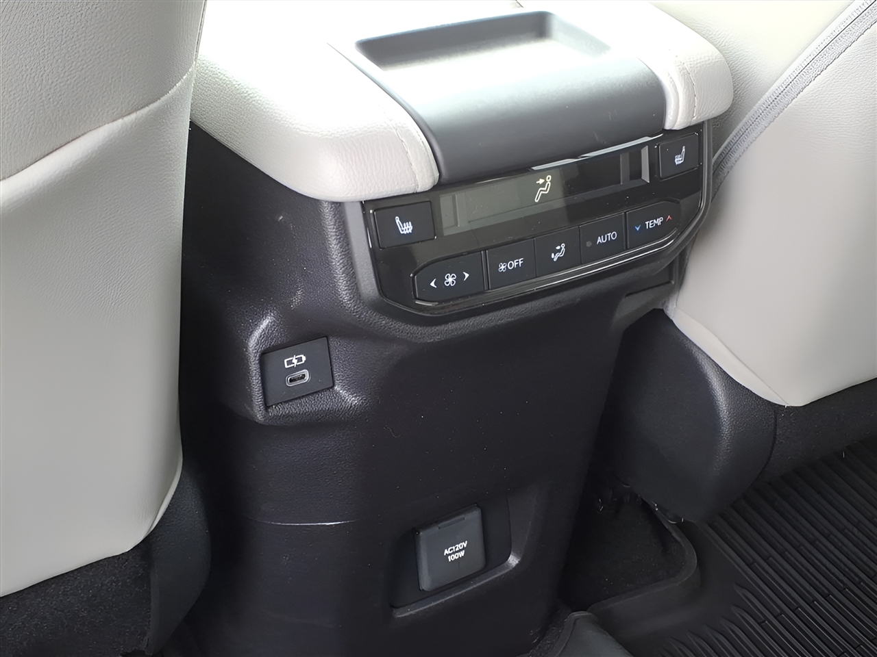 Toyota Grand Highlander Platinum AWD (Natl) 2024