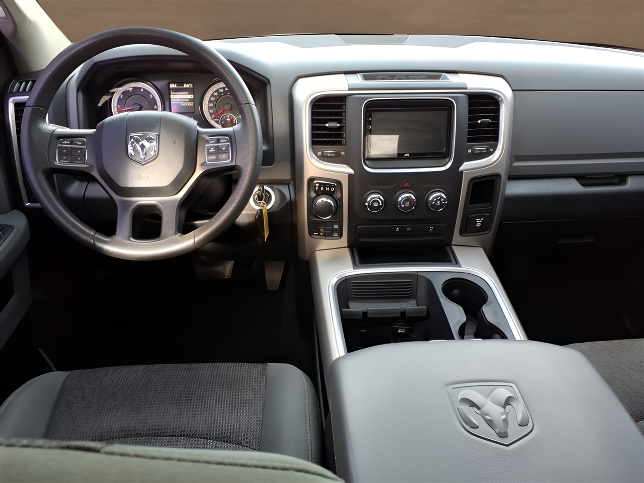 Ram Truck 1500 Classic Warlock 4x4 Quad Cab 6'4" Box 2020 Ram Truck 1500 Classic Warlock 4x4 Quad Cab 6'4" Box 2020