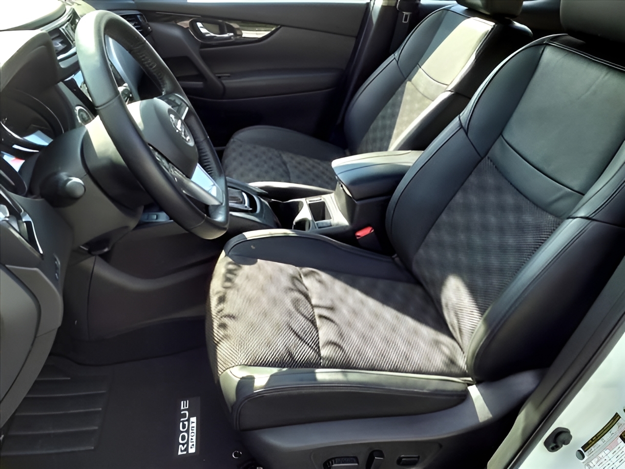 Nissan Rogue Sport AWD SV 2022