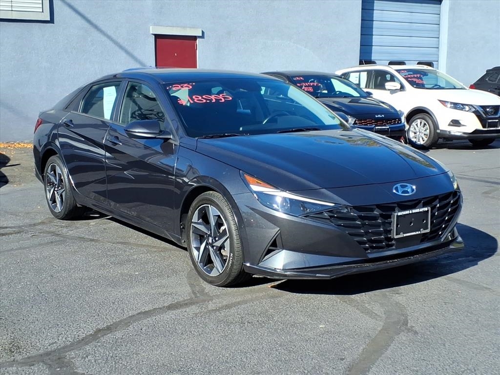 Hyundai Elantra SEL IVT 2023