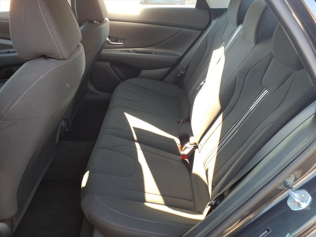 Hyundai Elantra SEL IVT 2023