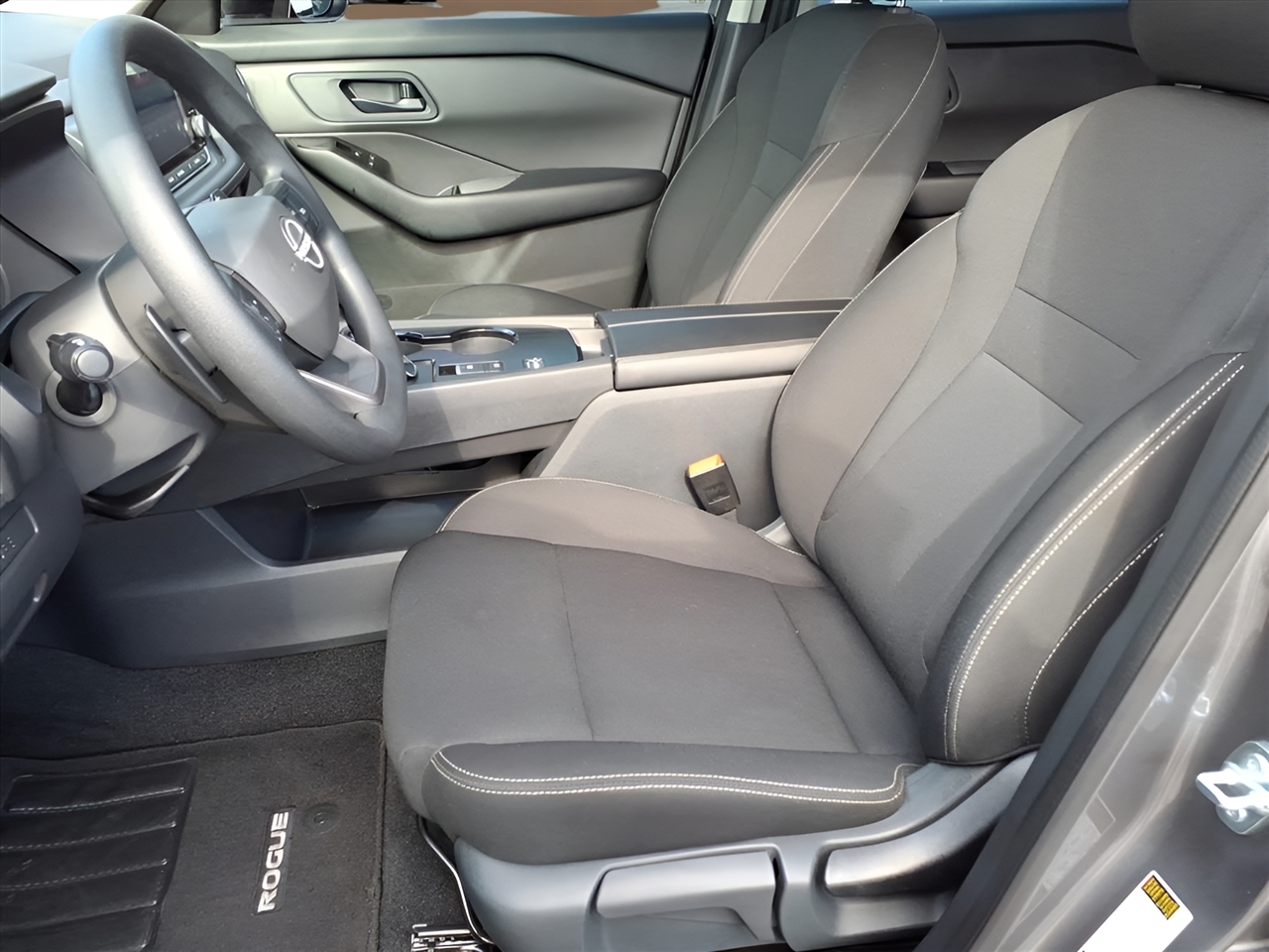 Nissan Rogue FWD S 2025 Nissan Rogue FWD S 2025