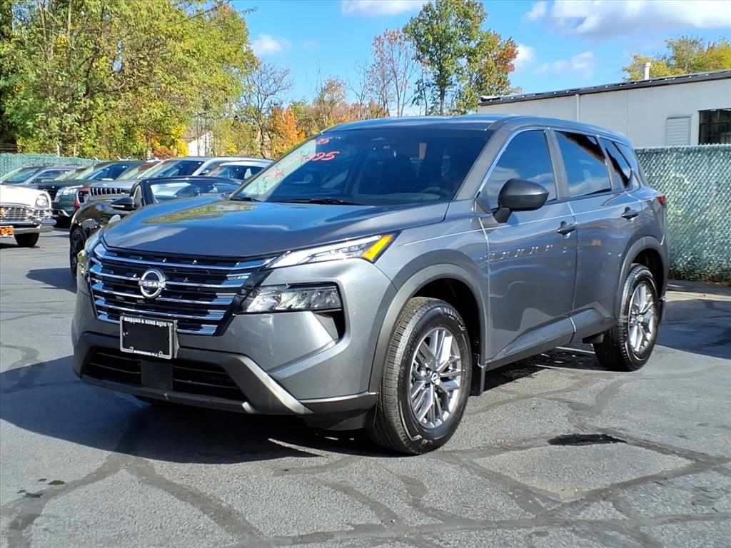 2025 Nissan Rogue FWD S