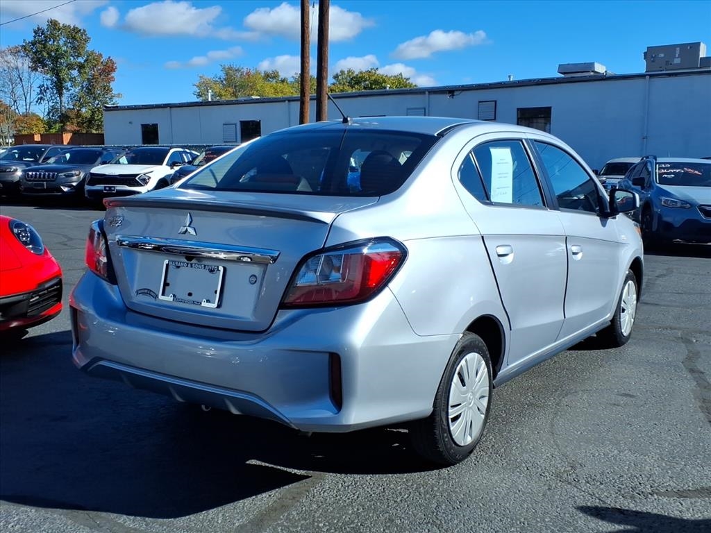 Mitsubishi Mirage G4 Black Edition CVT 2024 Mitsubishi Mirage G4 Black Edition CVT 2024