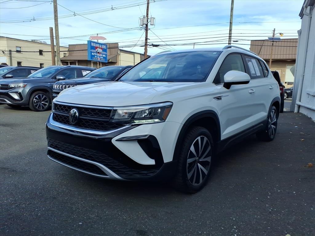 2024 Volkswagen Taos SE FWD