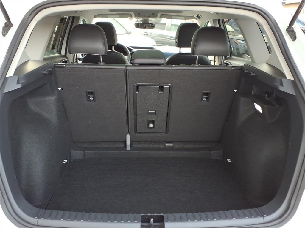 Volkswagen Taos SE FWD 2024