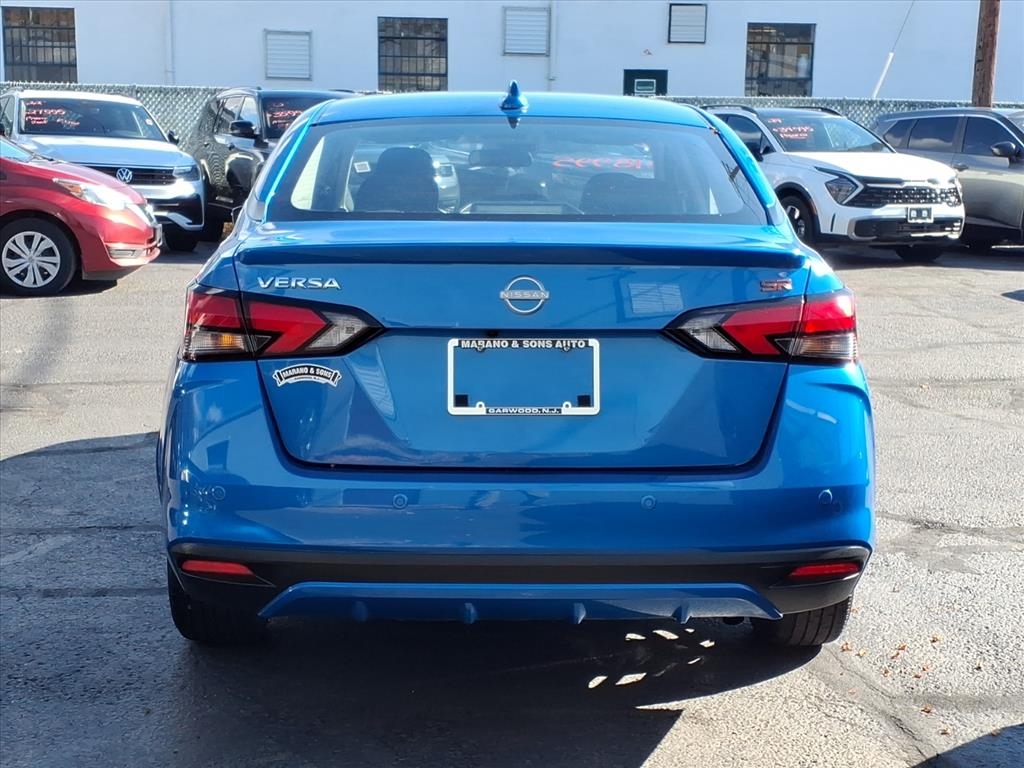 Nissan Versa SR CVT 2024 Nissan Versa SR CVT 2024