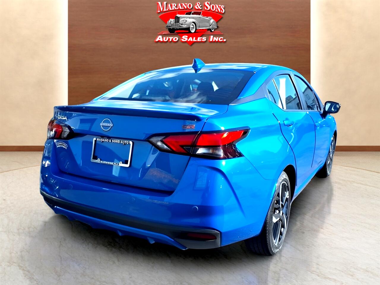 Nissan Versa SR CVT 2024