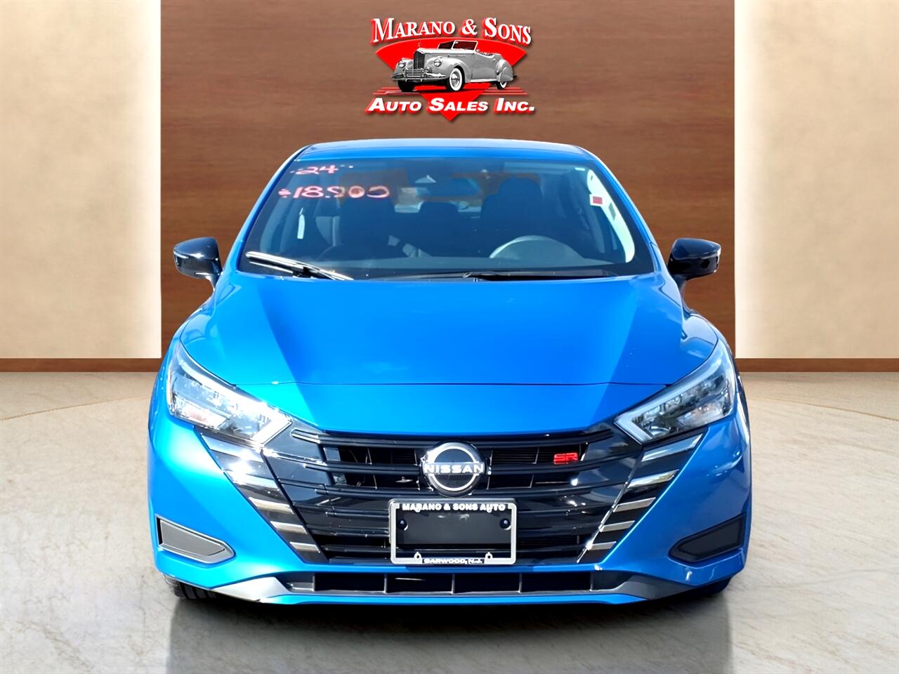 Nissan Versa SR CVT 2024