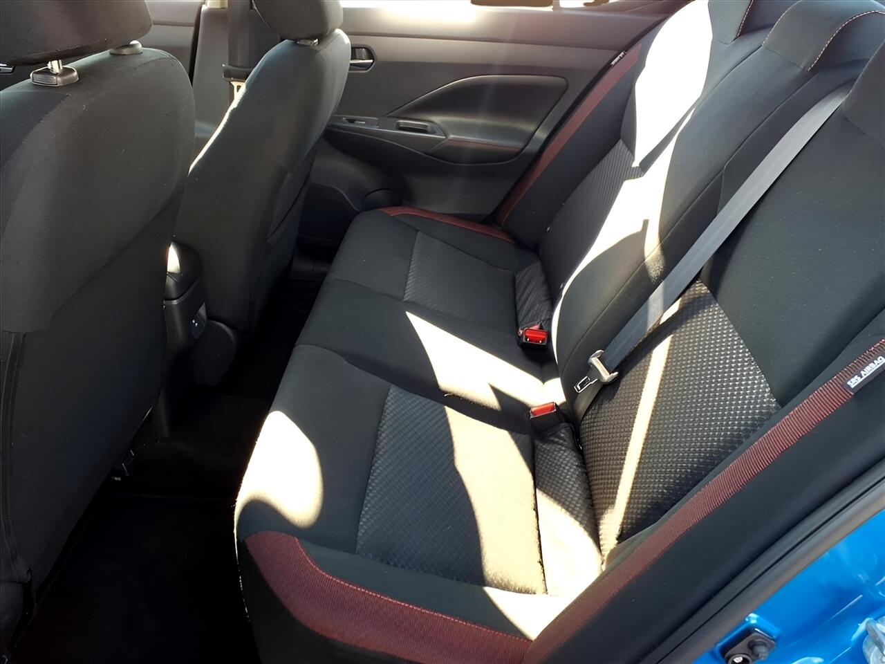 Nissan Versa SR CVT 2024