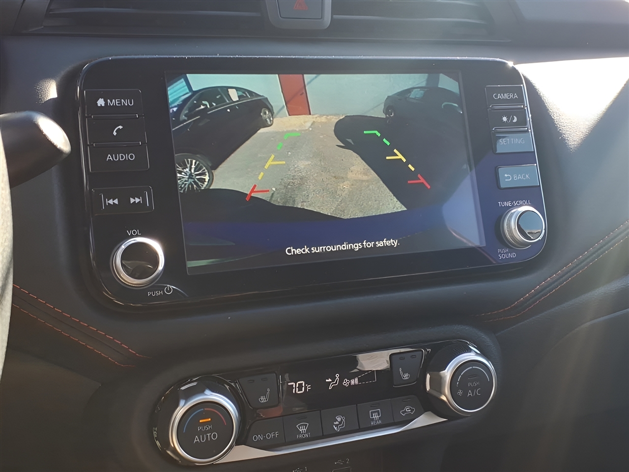 Nissan Versa SR CVT 2024