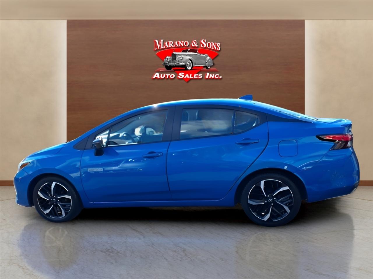 Nissan Versa SR CVT 2024