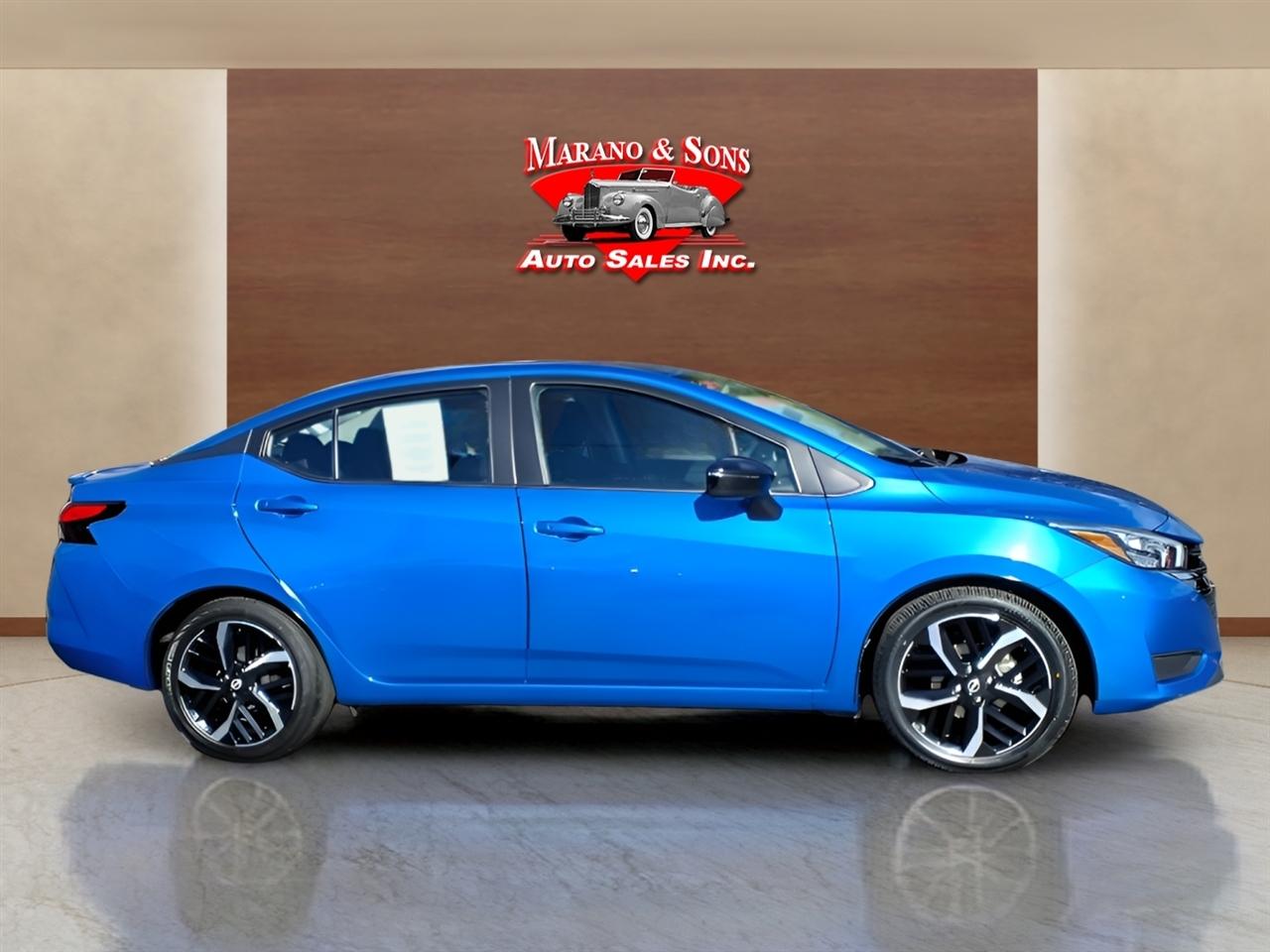 Nissan Versa SR CVT 2024