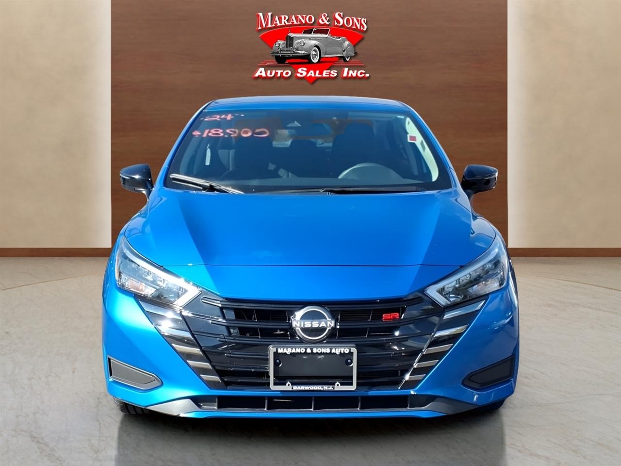 Nissan Versa SR CVT 2024