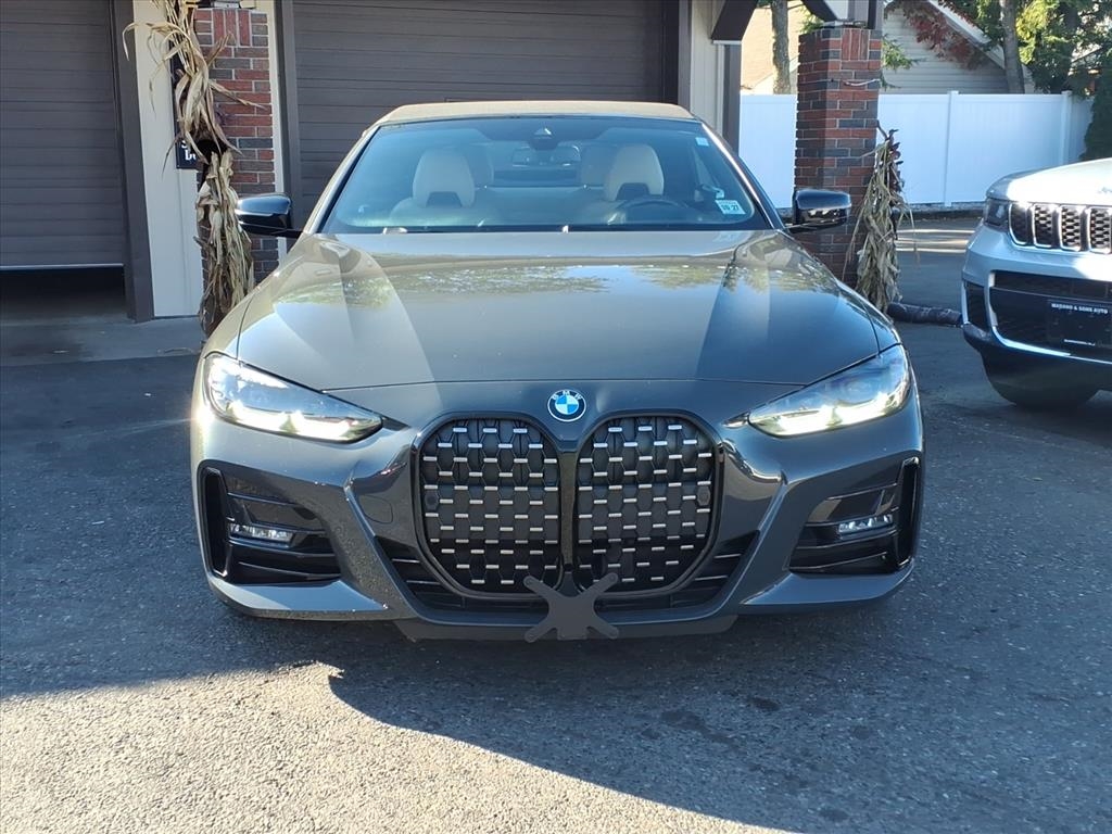 BMW 4 Series 430i xDrive Convertible 2022 BMW 4 Series 430i xDrive Convertible 2022