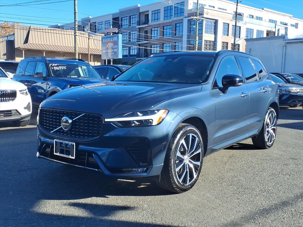 Volvo XC60 B5 AWD Plus 2025 Volvo XC60 B5 AWD Plus 2025