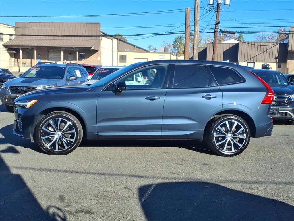 Volvo XC60 B5 AWD Plus 2025 Volvo XC60 B5 AWD Plus 2025