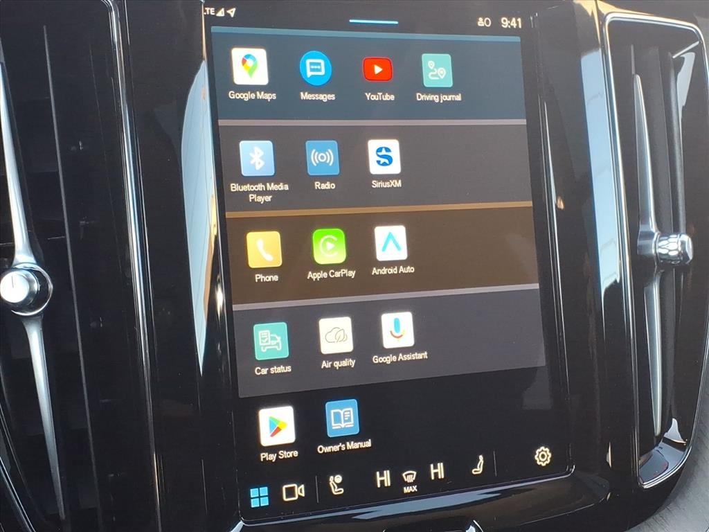 Volvo XC60 B5 AWD Plus 2025 Volvo XC60 B5 AWD Plus 2025