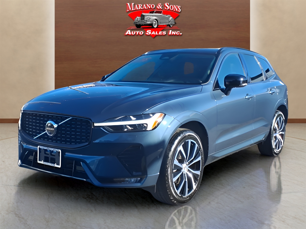 2025 Volvo XC60 B5 AWD Plus